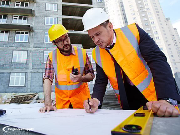 difference between engineer and architect a